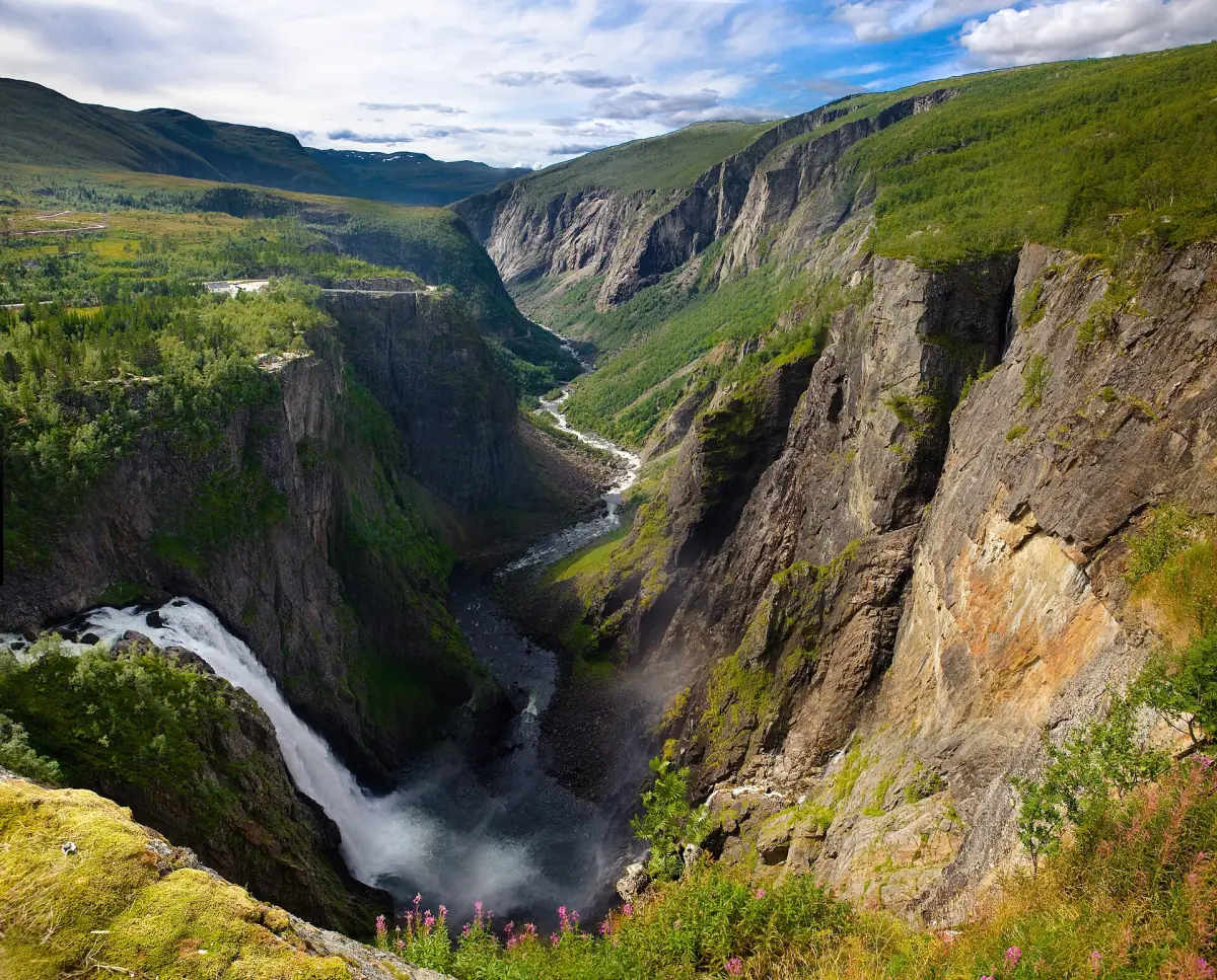 Der Vøringsfossen stürzt ins Måbødalen